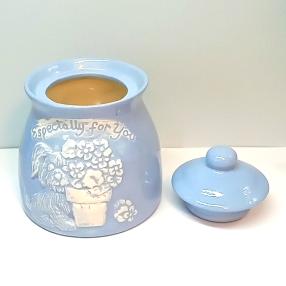 Vintage ceramic periwinkle blue, especially for you canister jar. No flaws - Picture 3 of 7